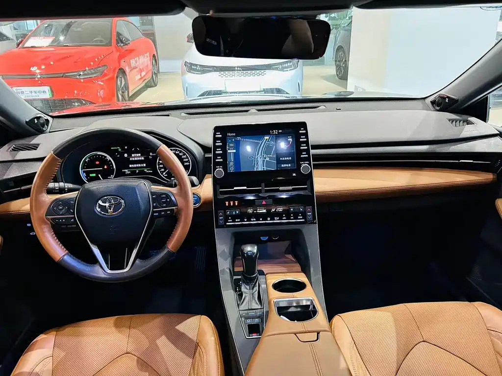 TOYOTA AVALON 2019