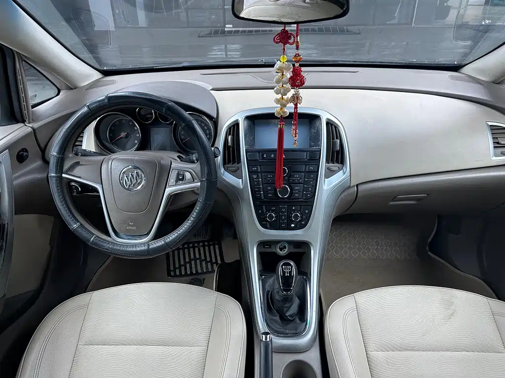 BUICK EXCELLE 2014