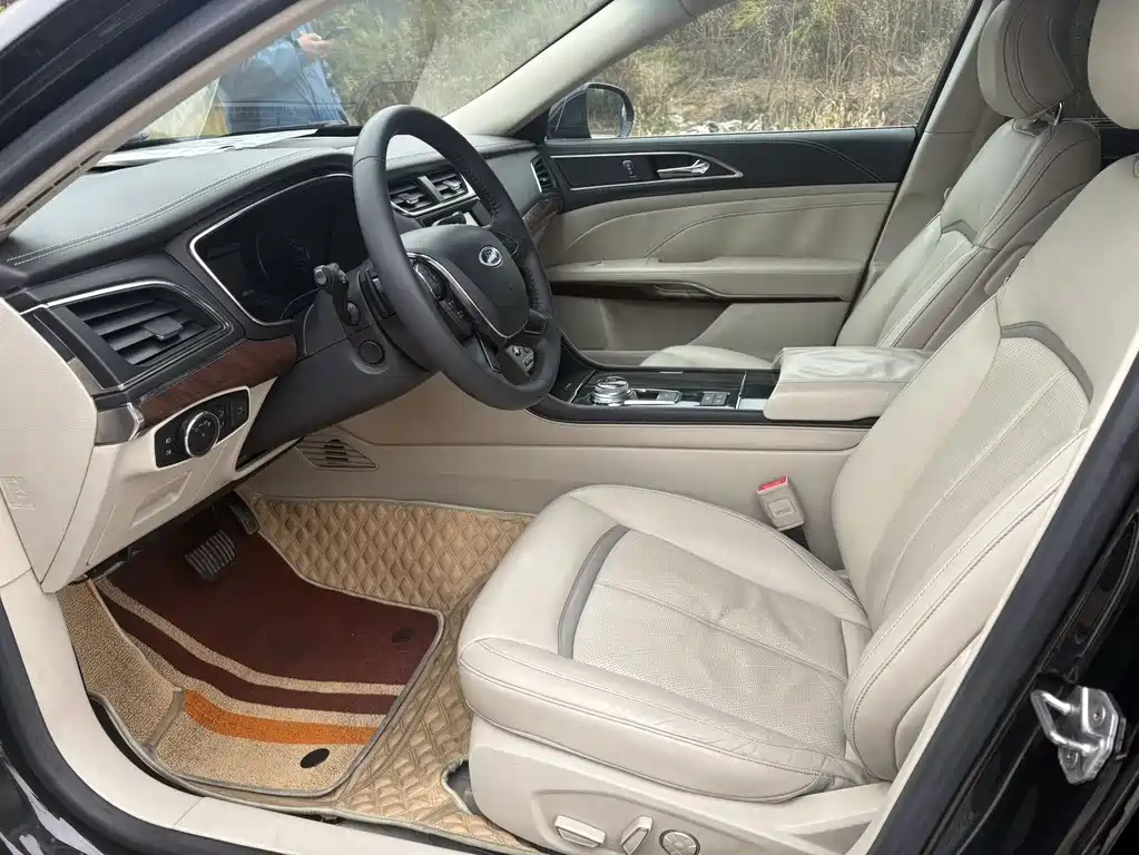 FORD TAURUS 2015