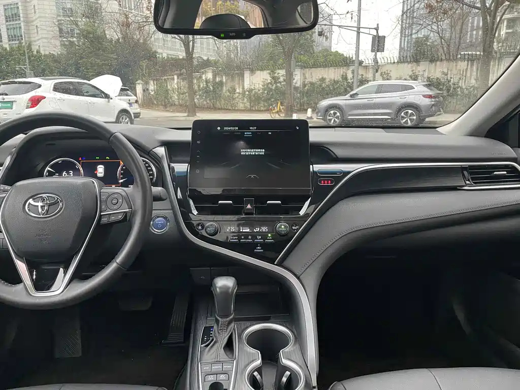 TOYOTA CAMRY 2021