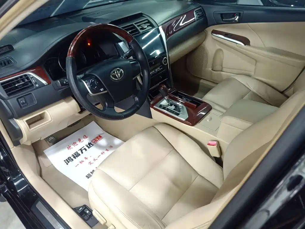 TOYOTA CAMRY 2013