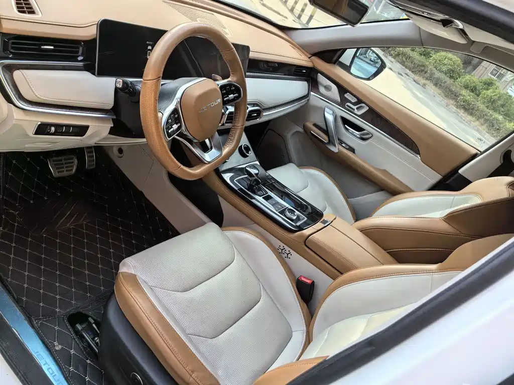 JETOUR X70 PLUS 2021