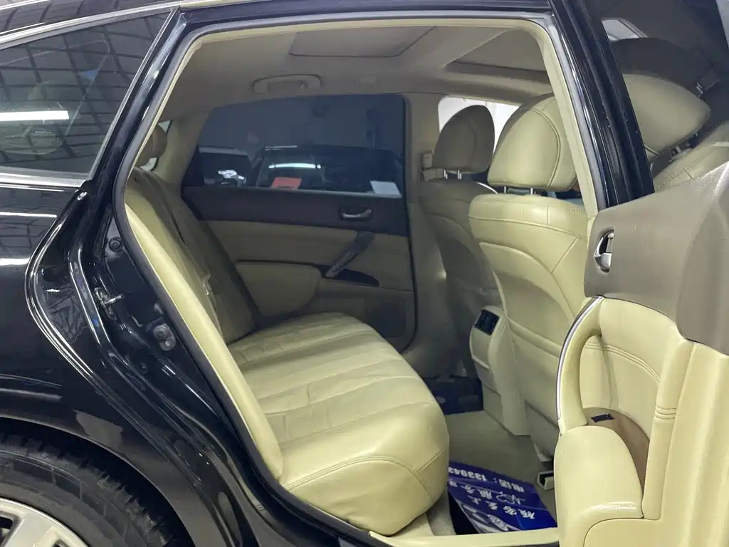 NISSAN TEANA 2009
