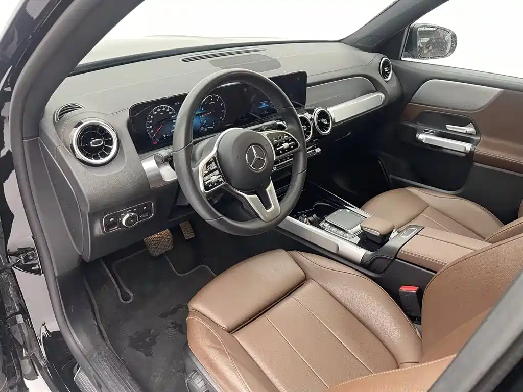 MERCEDES BENZ GLB 2022