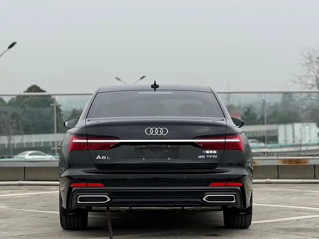 AUDI A6L 2022