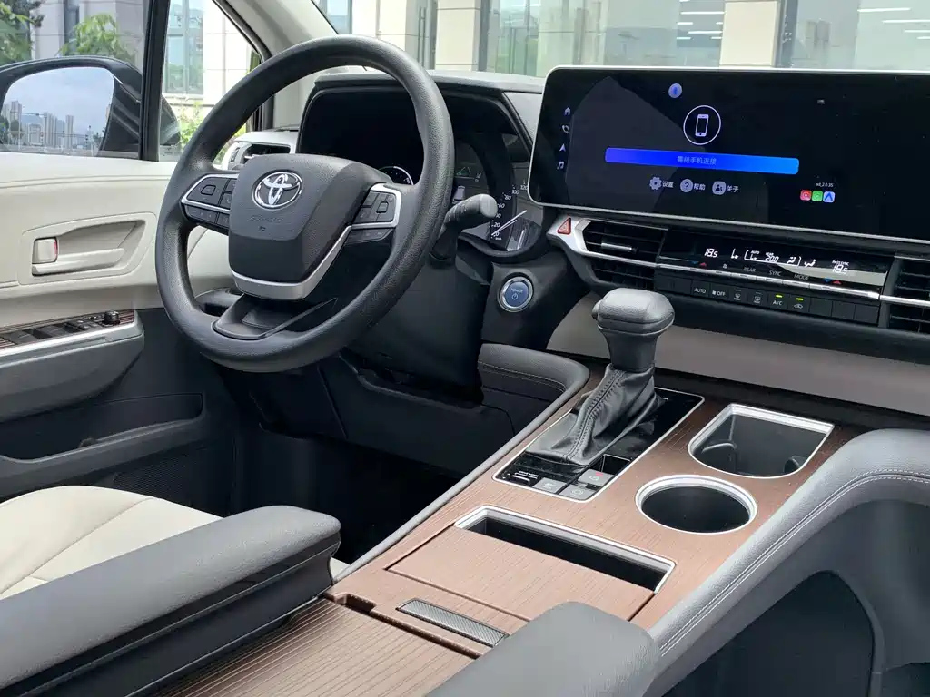 TOYOTA SIENNA SIENNA 2023