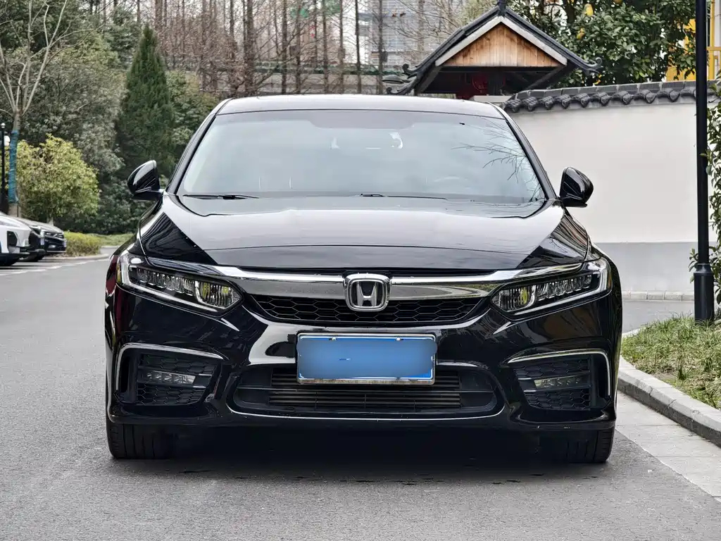 HONDA INSPIRE 2021