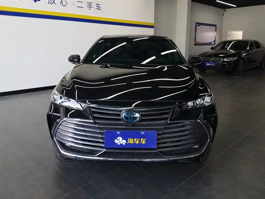 TOYOTA AVALON 2021