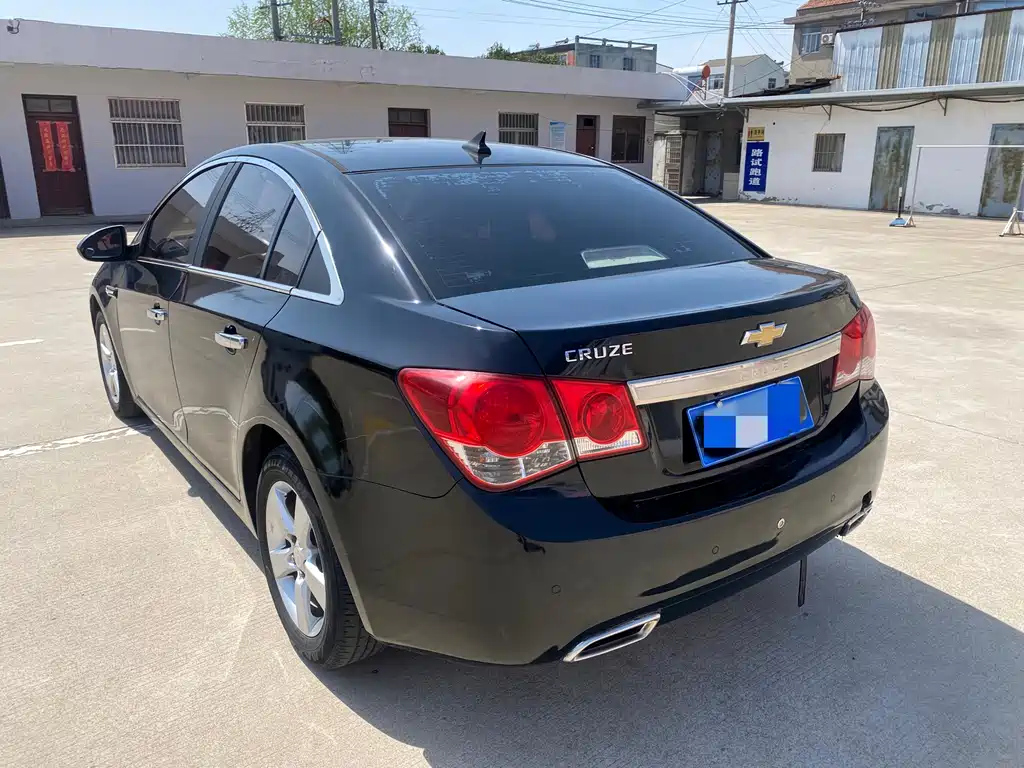 CHEVROLET CRUZE 2010