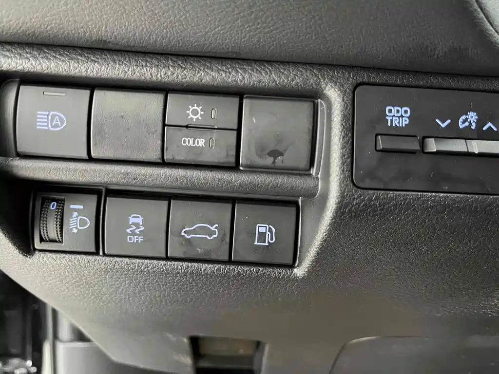 TOYOTA AVALON 2022