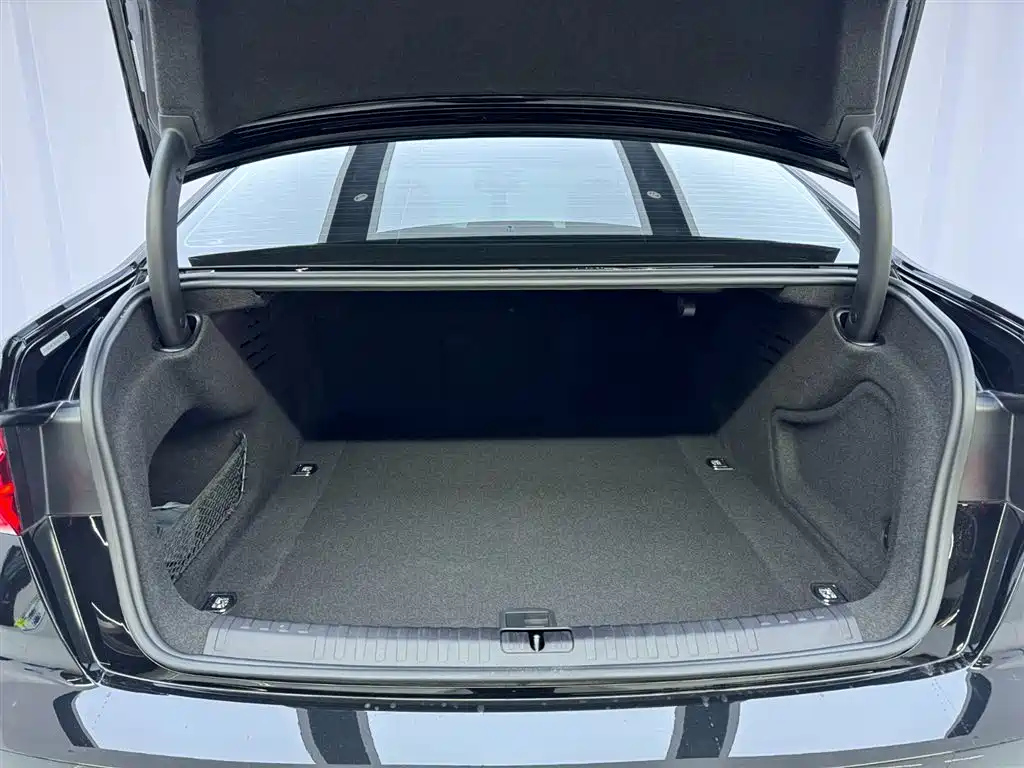 AUDI A6L 2022