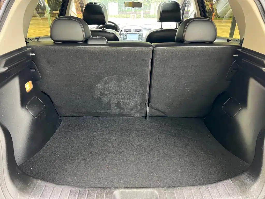 NISSAN TIIDA TIIDA 2013