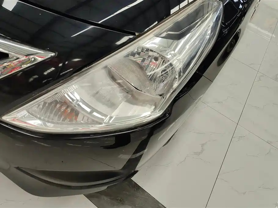 NISSAN SUNNY 2014
