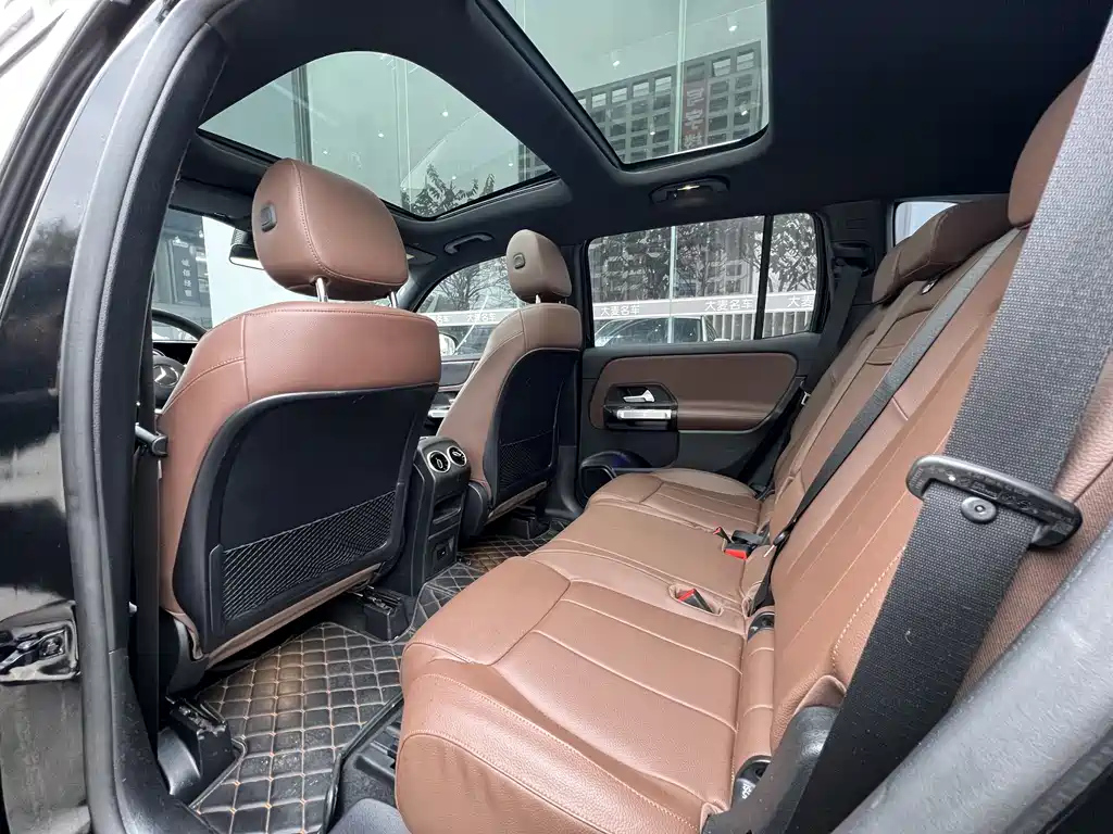 MERCEDES BENZ GLB 2022