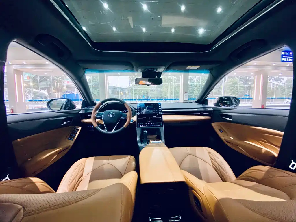 TOYOTA AVALON 2019