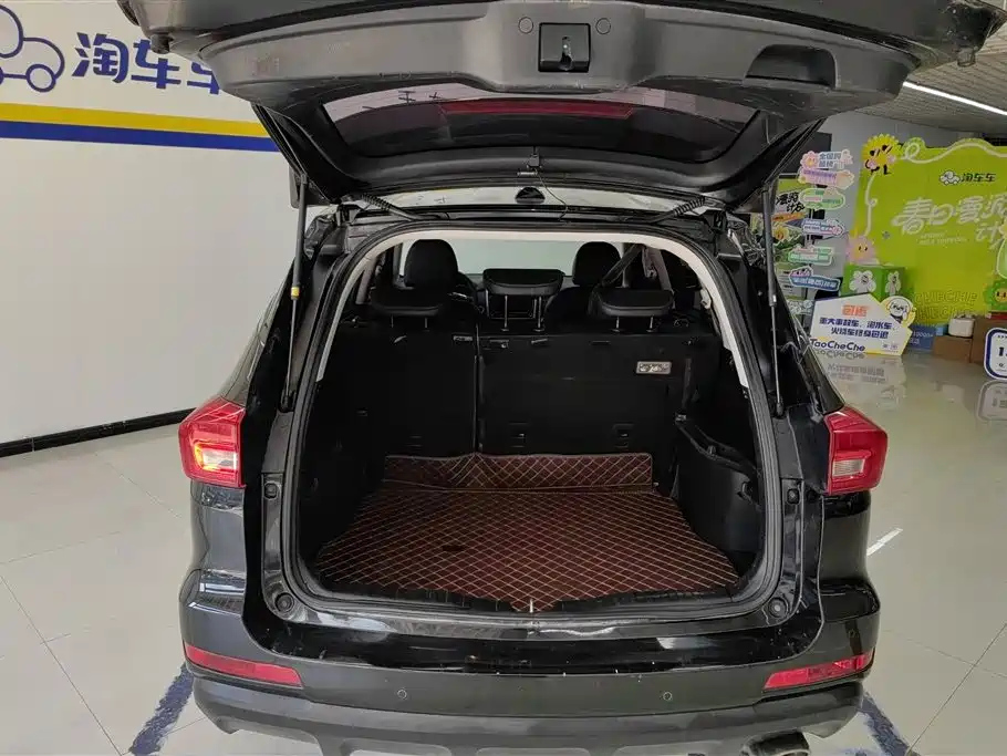 HAVAL M6 2017