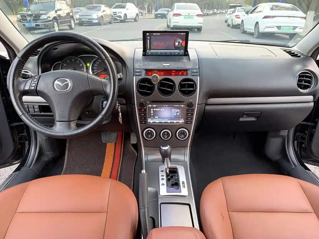 MAZDA 6 2011