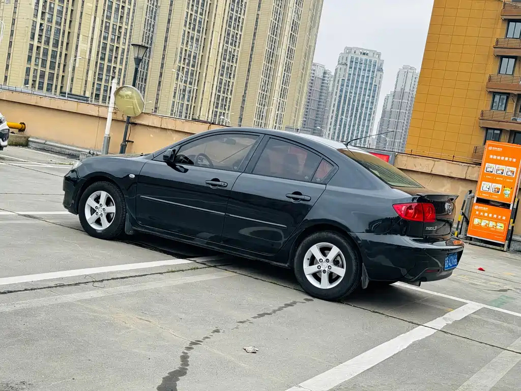 MAZDA 3 2009
