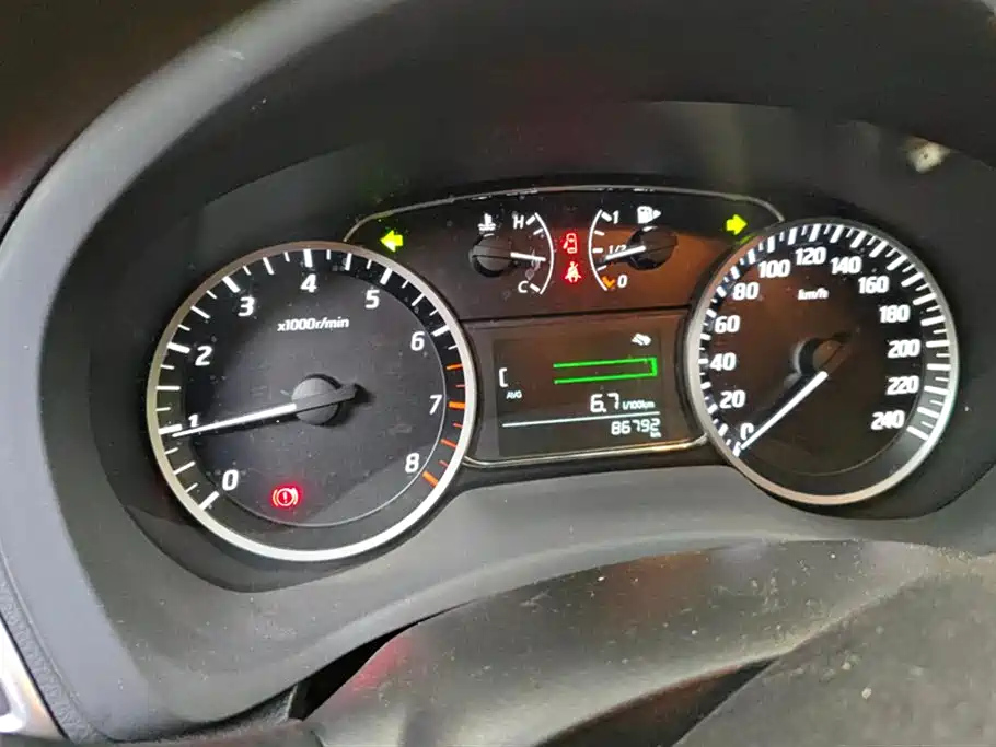 NISSAN SYLPHY 2019