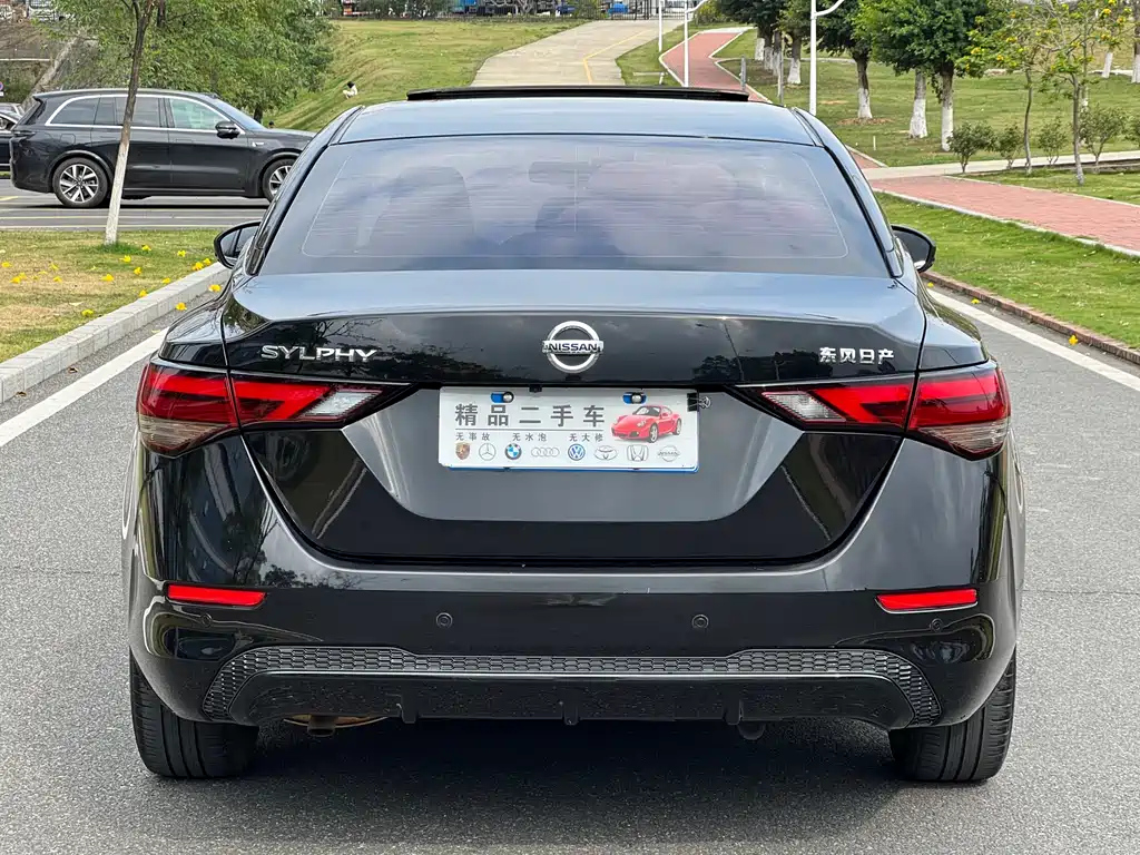 NISSAN SYLPHY 2021