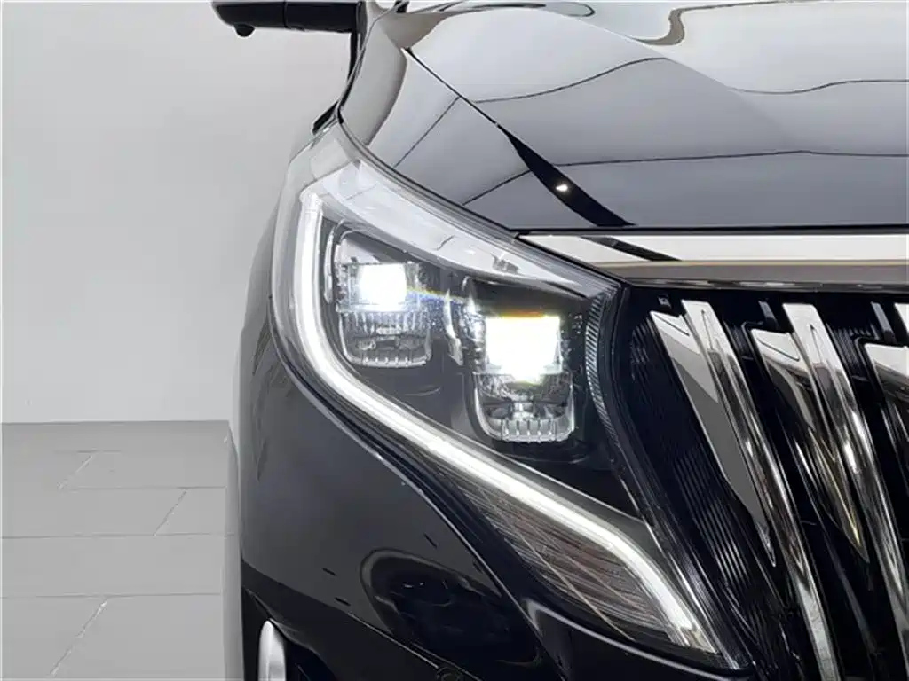 TRUMPCHI M8 2021