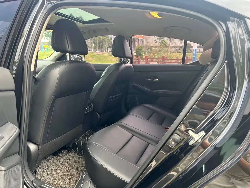 NISSAN SYLPHY 2021