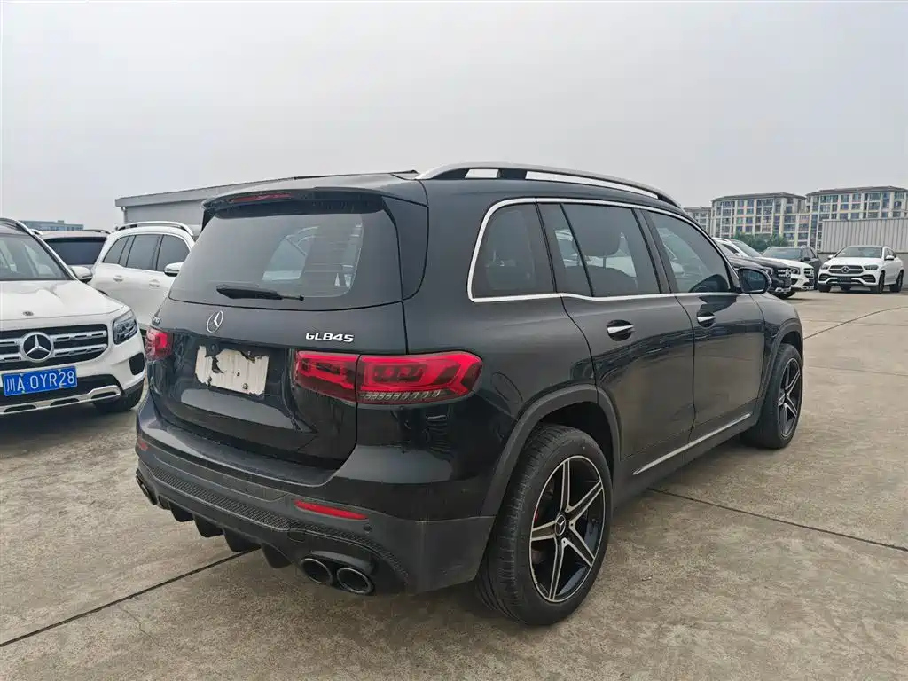MERCEDES BENZ GLB 2021