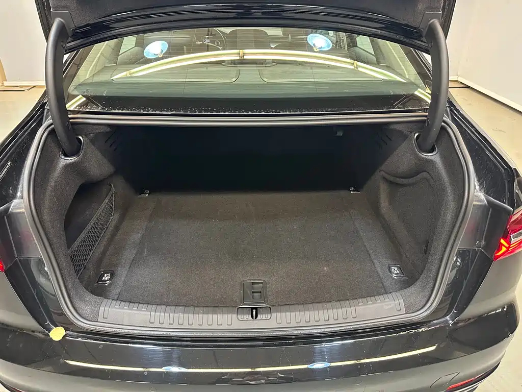 AUDI A6L 2023