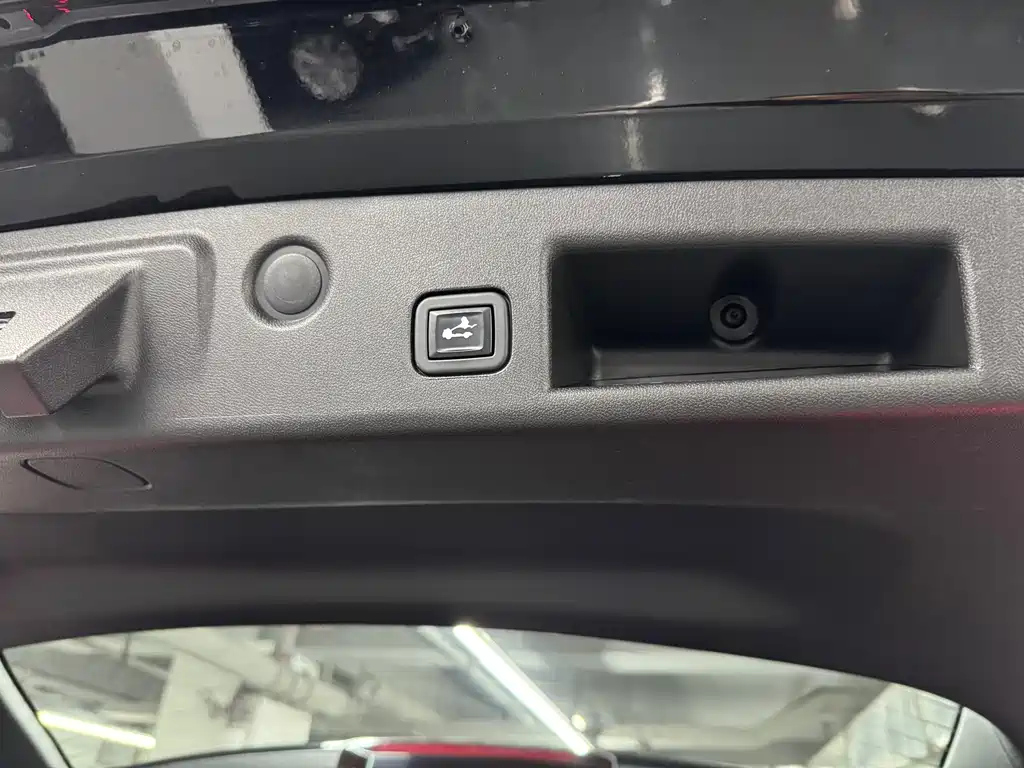 CHEVROLET EXPLORER 2021