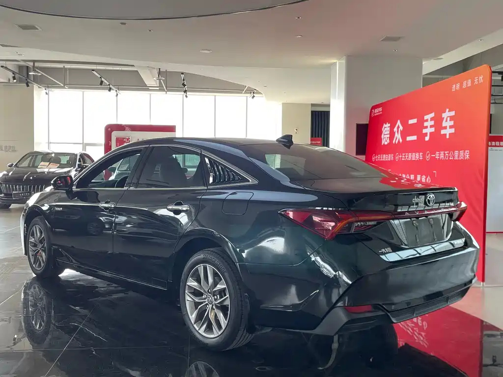 TOYOTA AVALON 2020