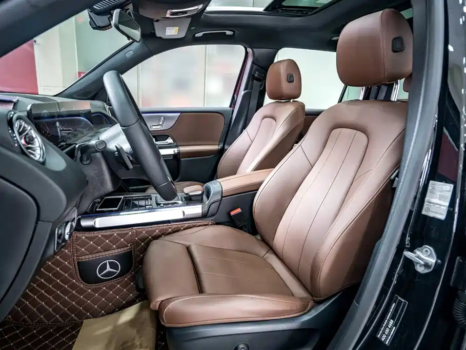 MERCEDES BENZ GLB 2021