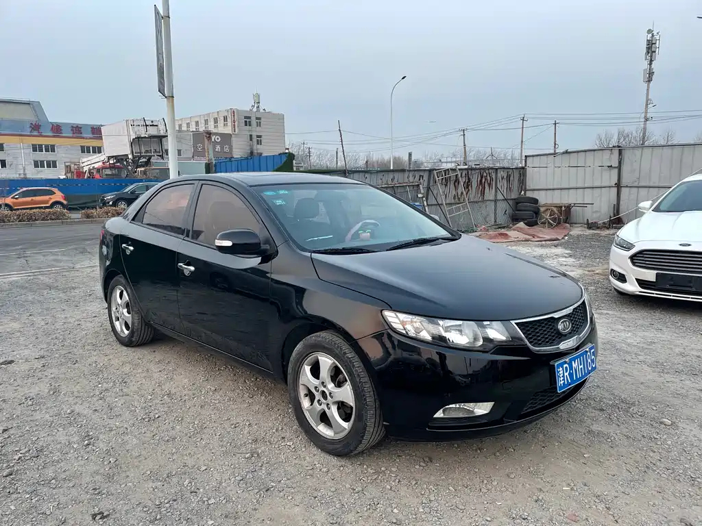 KIA FORTE 2010