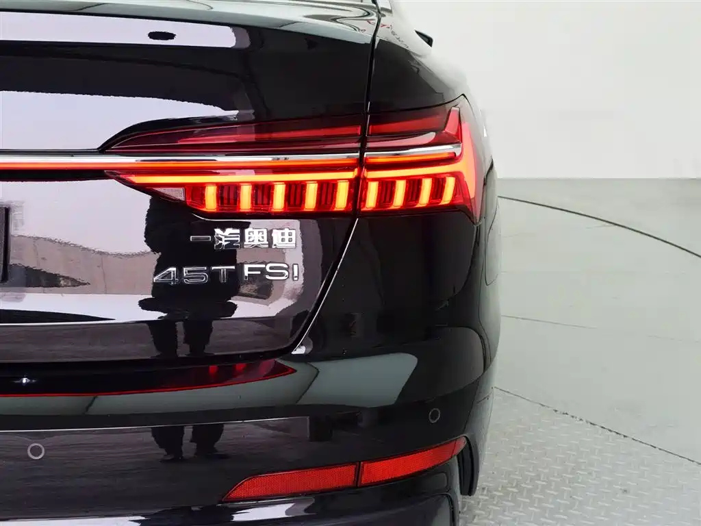 AUDI A6L 2022