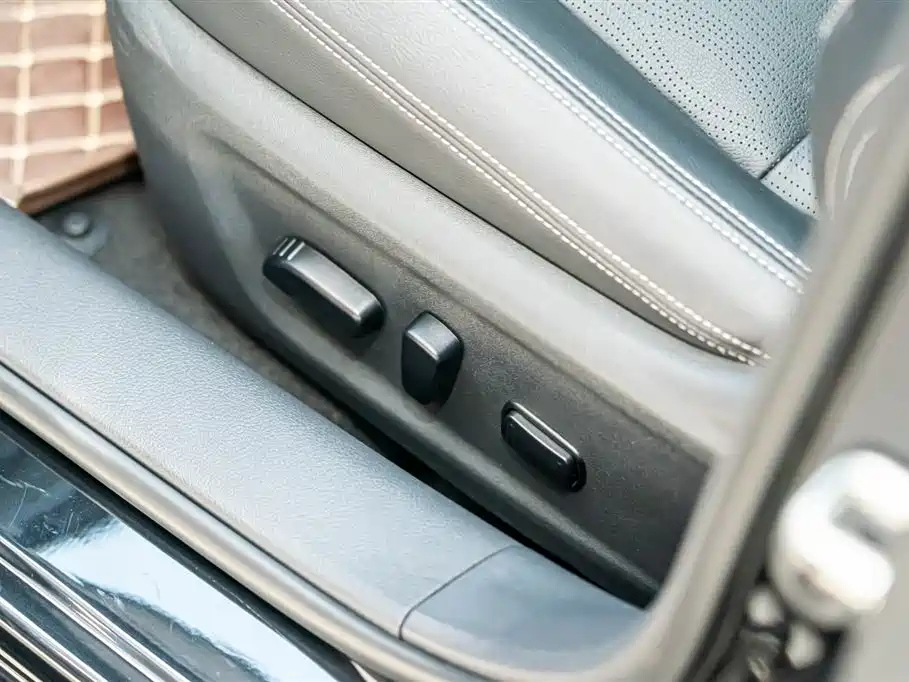 NISSAN TEANA 2022