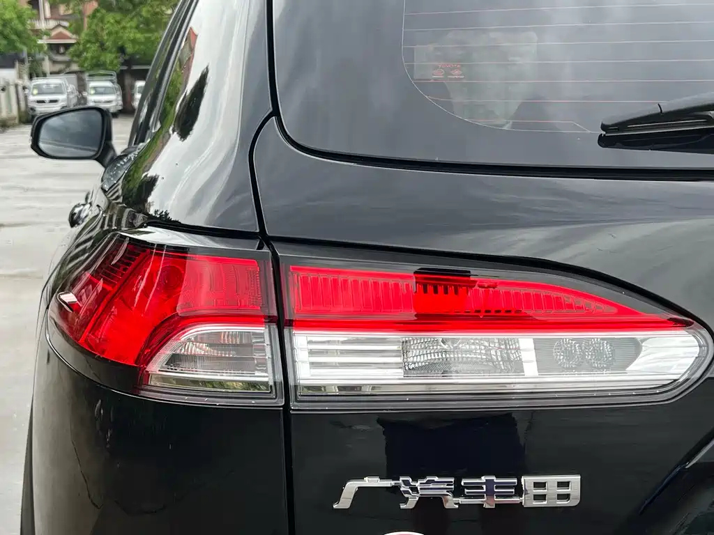 TOYOTA FRONTLANDER 2022