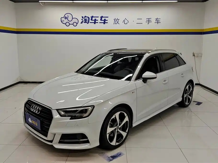 AUDI A3 2018
