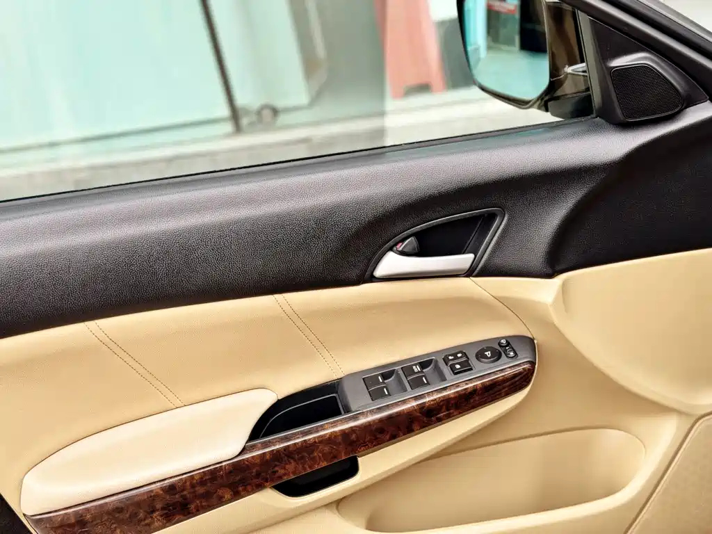 HONDA ACCORD 2010