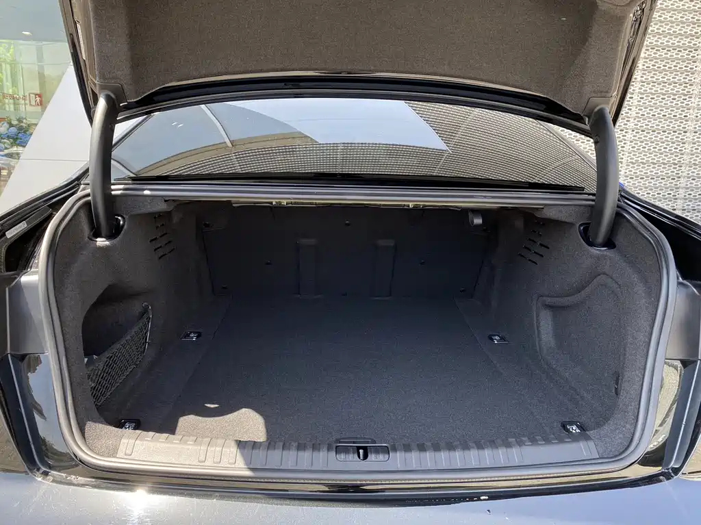 AUDI A6L 2023
