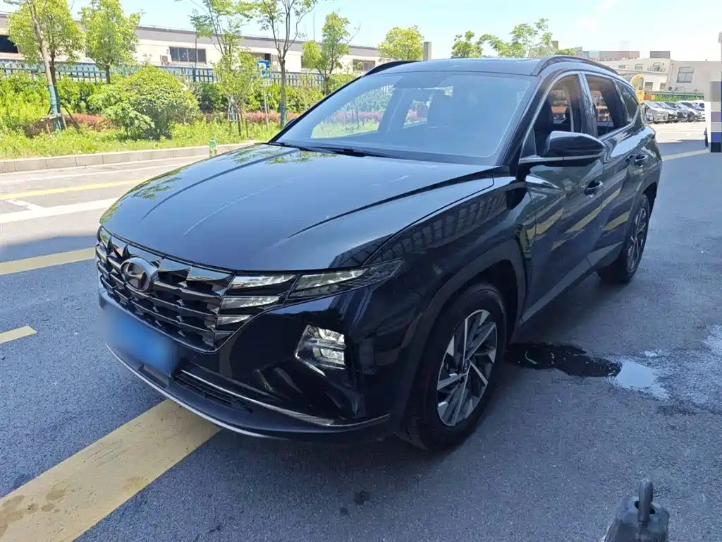 HYUNDAI TUCSON 2023