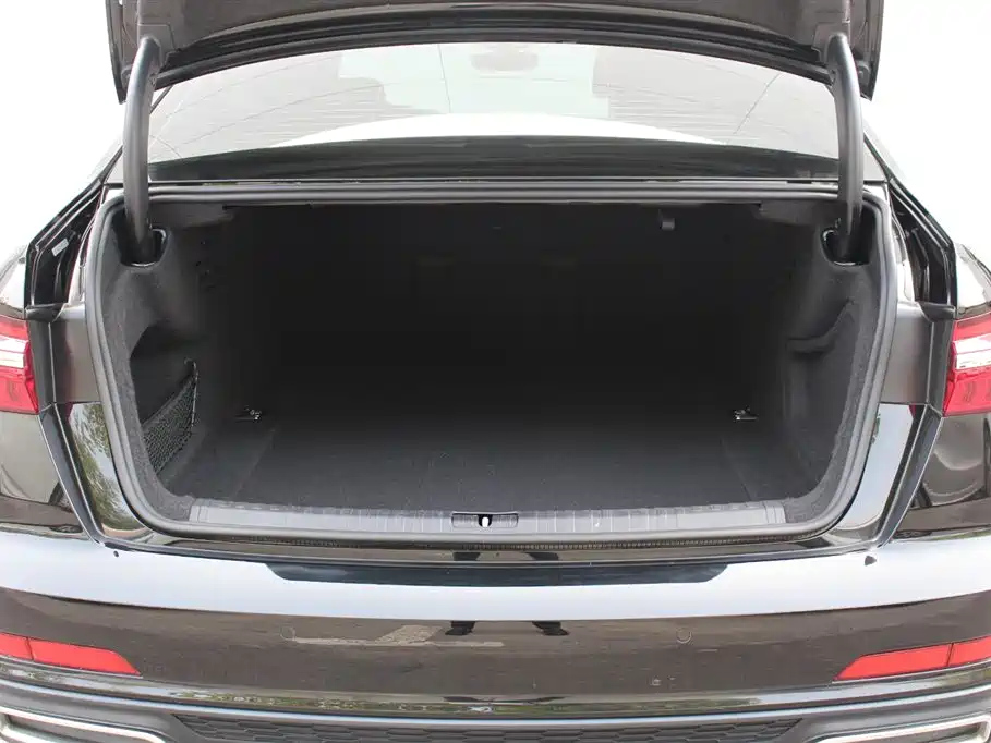 AUDI A6L 2021