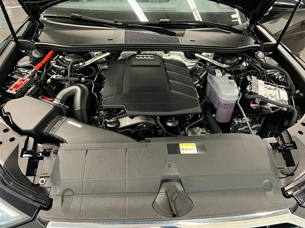 AUDI A6L 2023