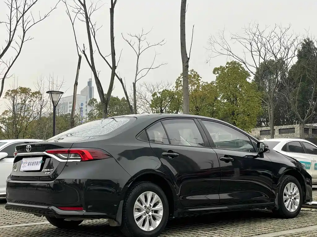 TOYOTA COROLLA 2020