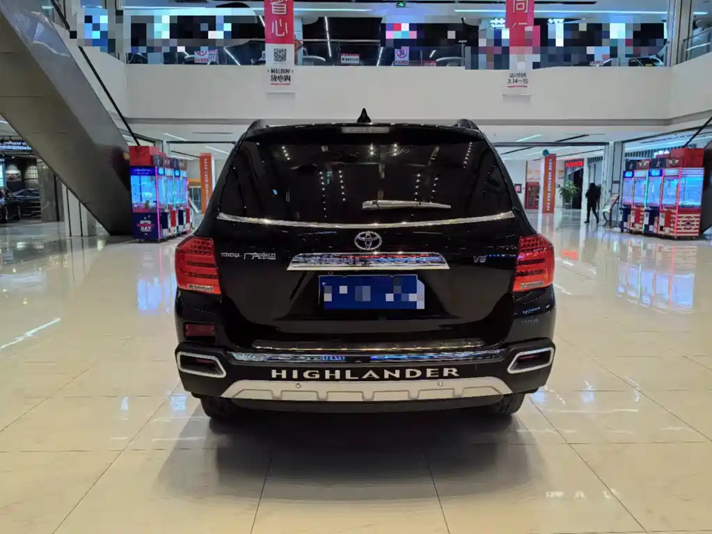 TOYOTA HIGHLANDER 2014
