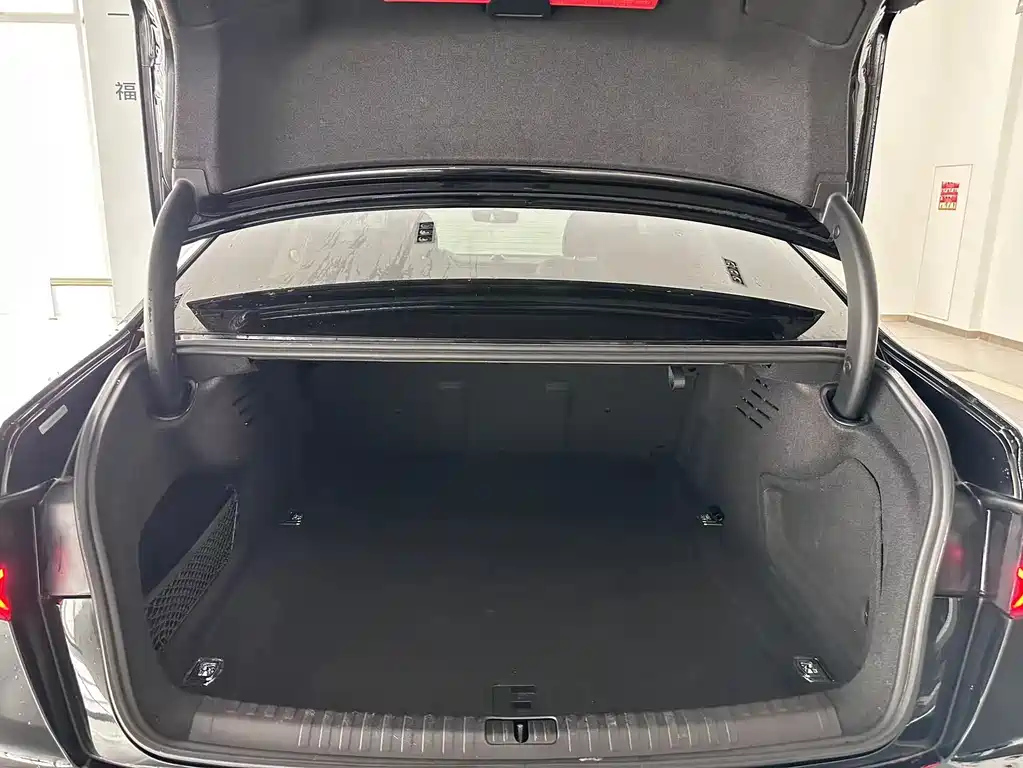 AUDI A6L 2021