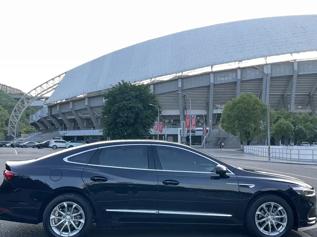 BUICK LACROSSE 2022