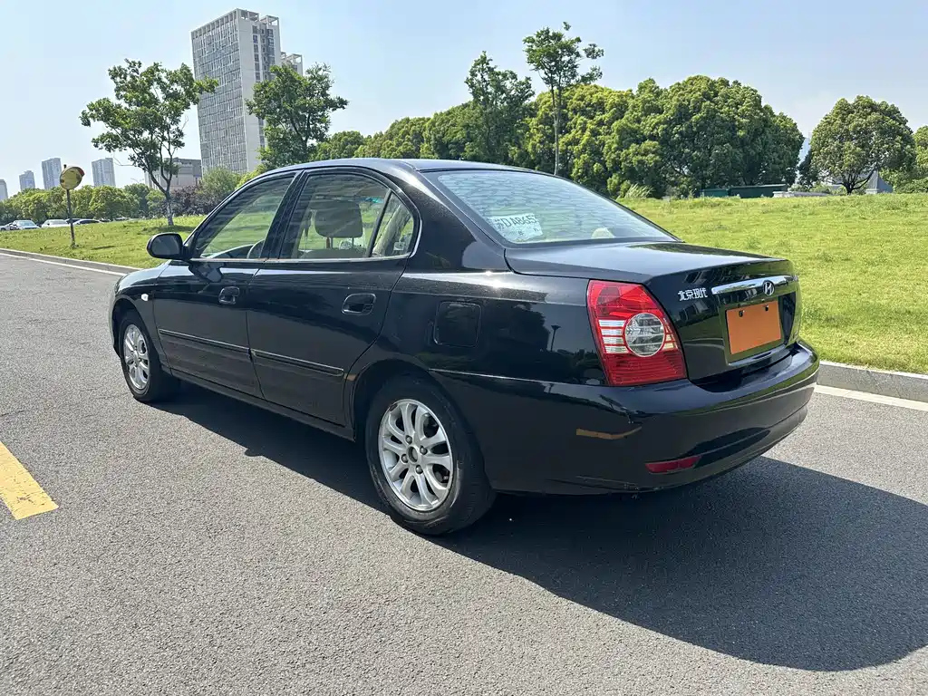 HYUNDAI ELANTRA 2010