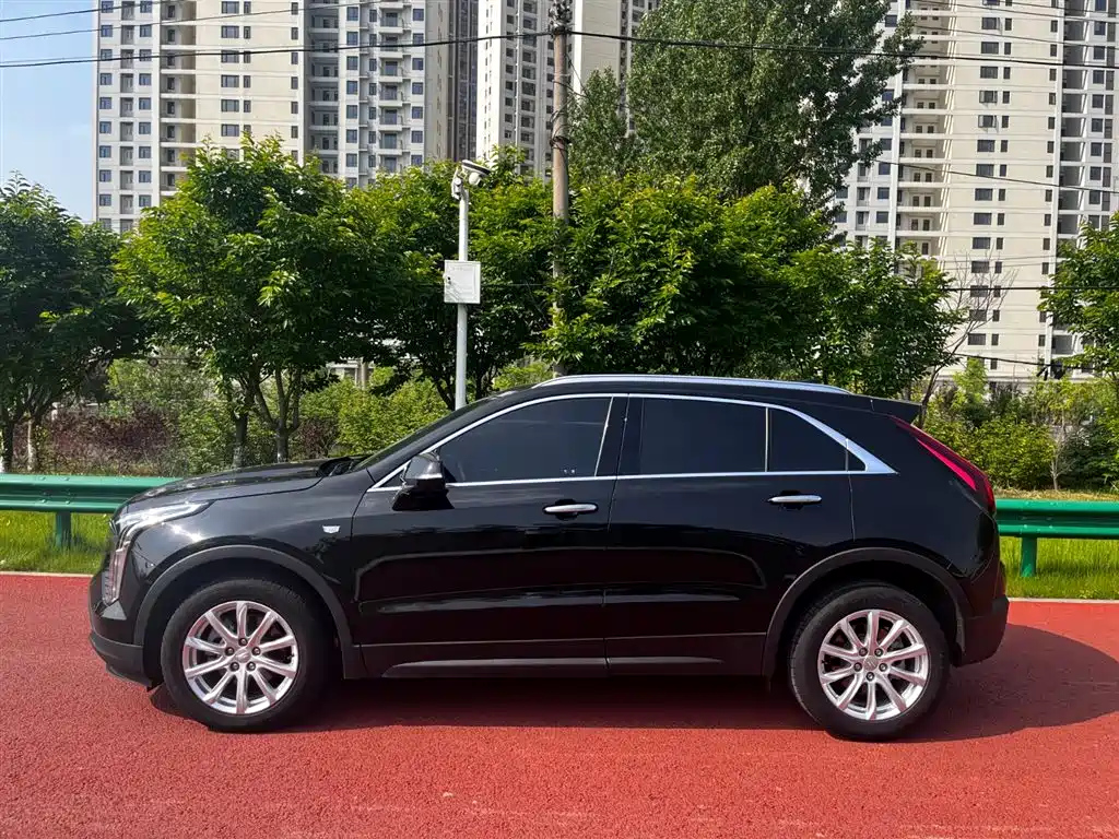 CADILLAC XT4 2022