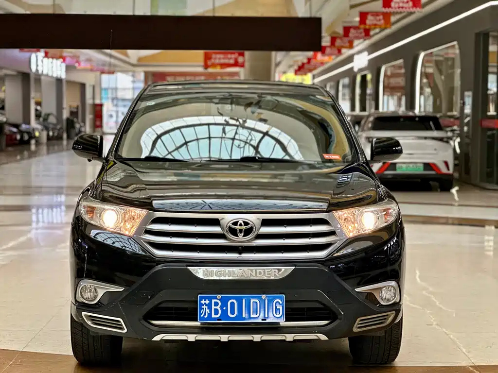 TOYOTA HIGHLANDER 2015