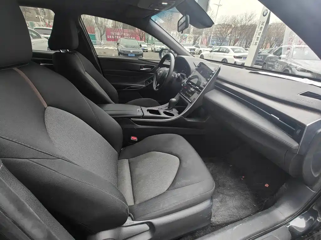 TOYOTA AVALON 2020