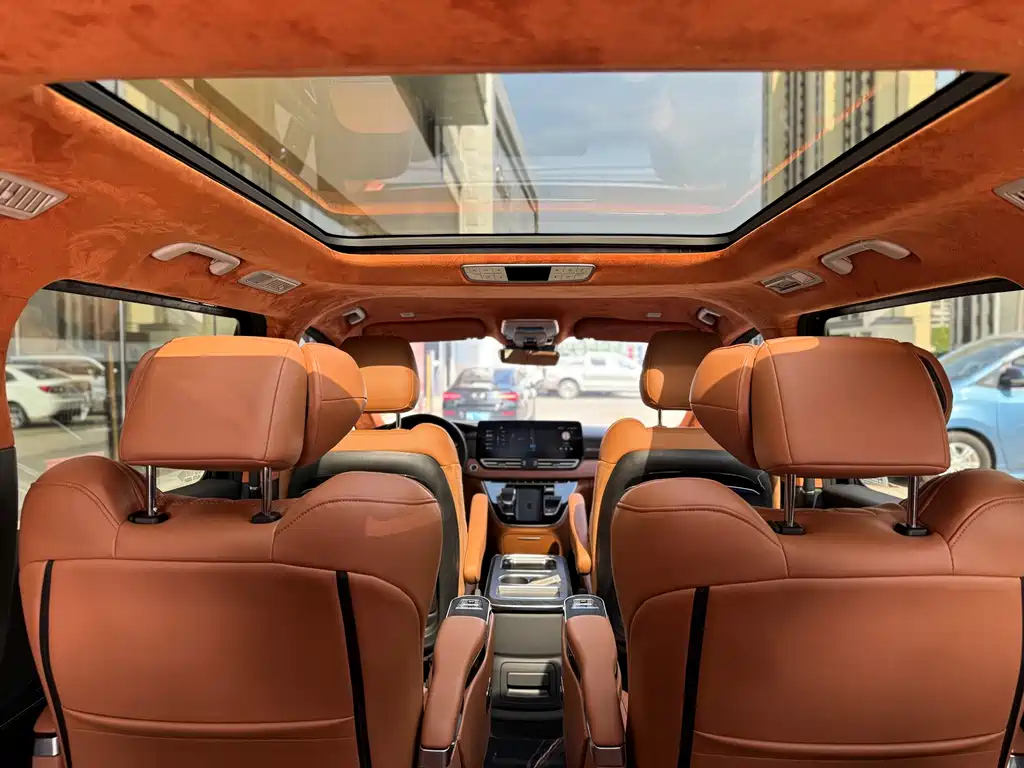 HONGQI HQ9 2023